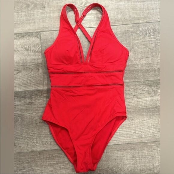 Sea Level Swim NWT Spliced Plunge One Piece Red
Size 12 - Picture 8 of 14